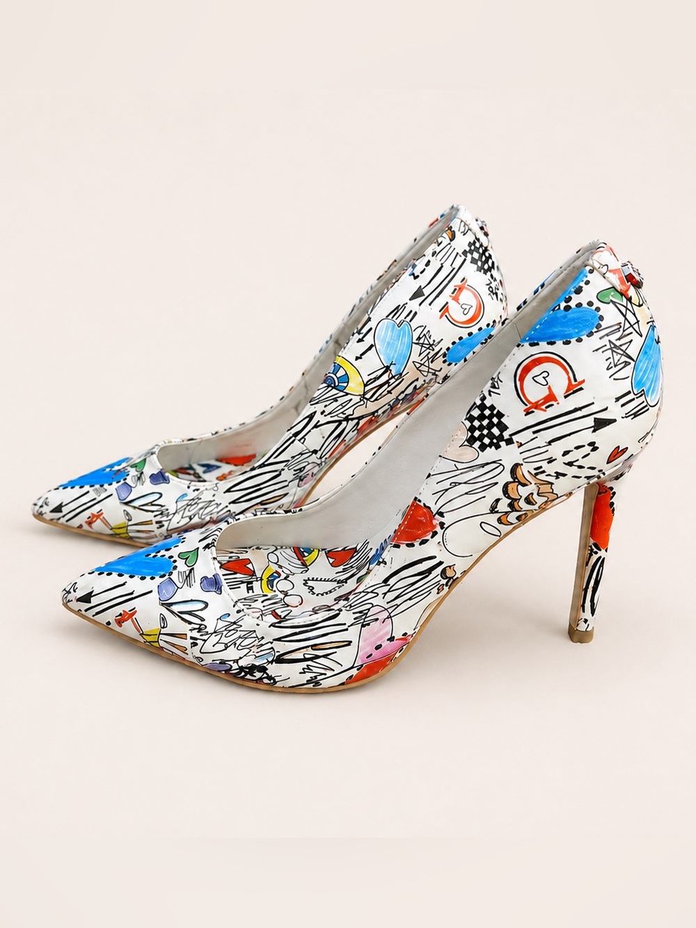 GUESS Graffiti Woman’s Doodle Pointed Toe Stiletto Pumps Size 6M